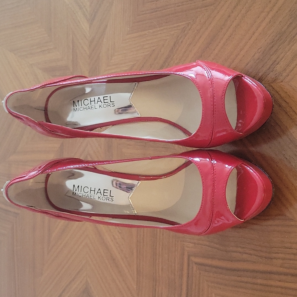 Michael kors red heels with box